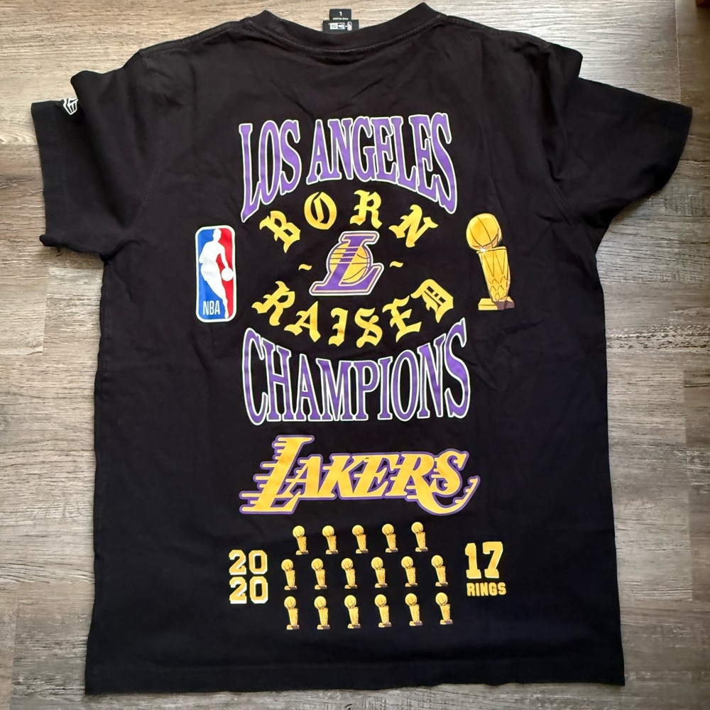Born x Raised Los Angeles Lakers Champions tee
